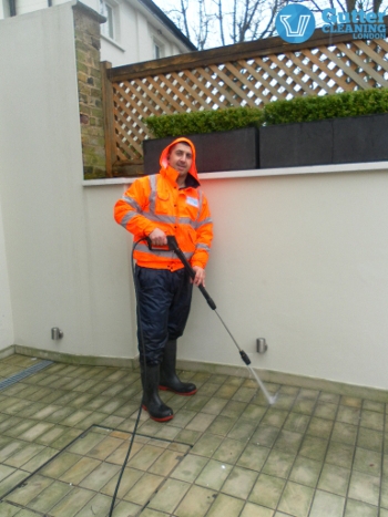 Professional jet washing from Gutter Cleaning London